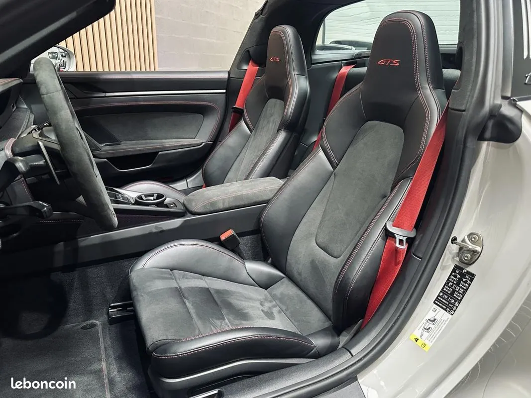 Porsche 911 2023 photo 5