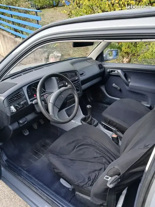 Volkswagen Golf 1992 photo 3