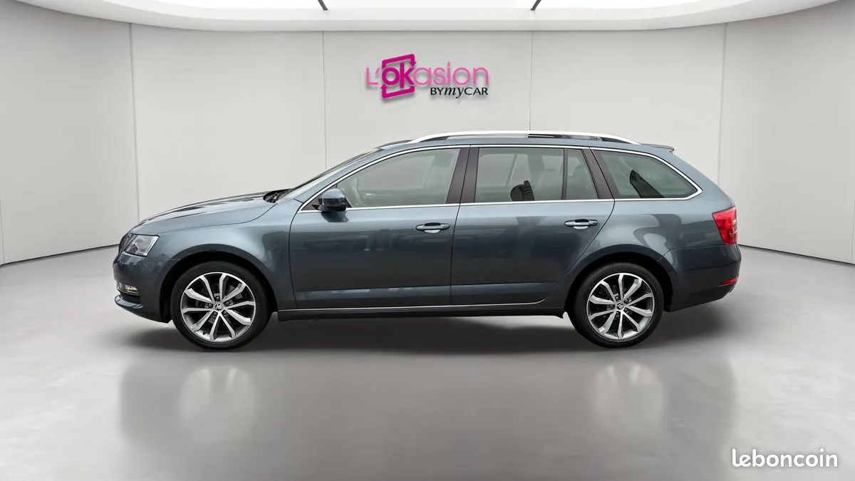 Skoda Octavia 2019 photo 2