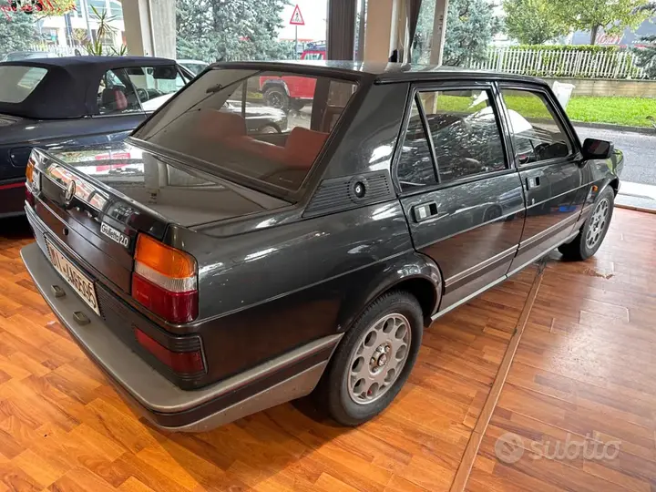 Alfa Romeo Giulietta 1986 photo 5