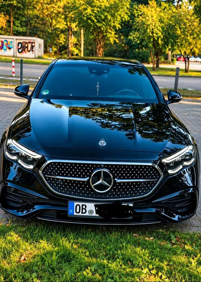 Mercedes-Benz E200