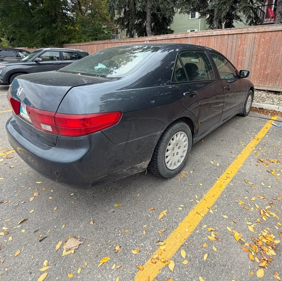 Honda Accord 2005 photo 2