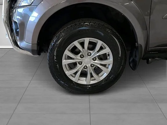 Mitsubishi L200 2015 photo 4