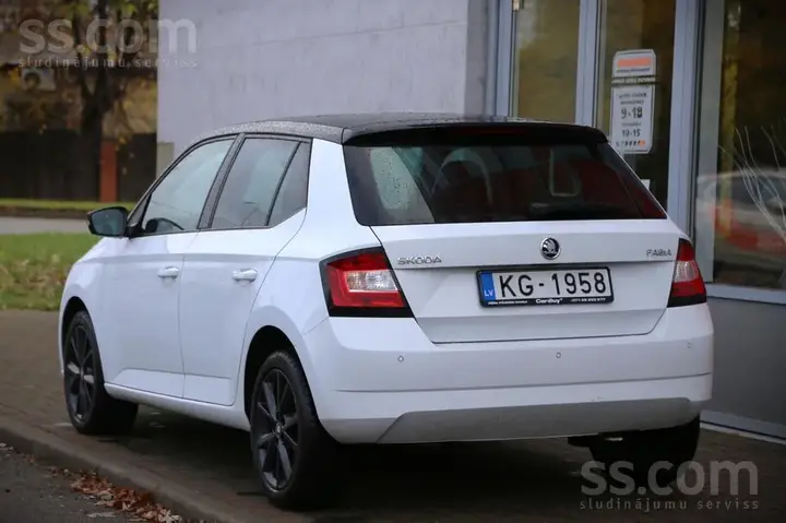 Skoda Fabia 2016 photo 5