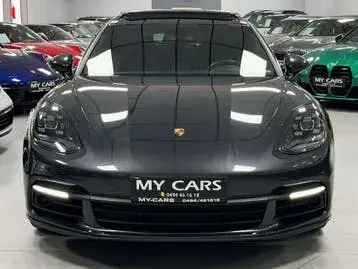 Porsche Panamera Sport Turismo 2019 photo 2