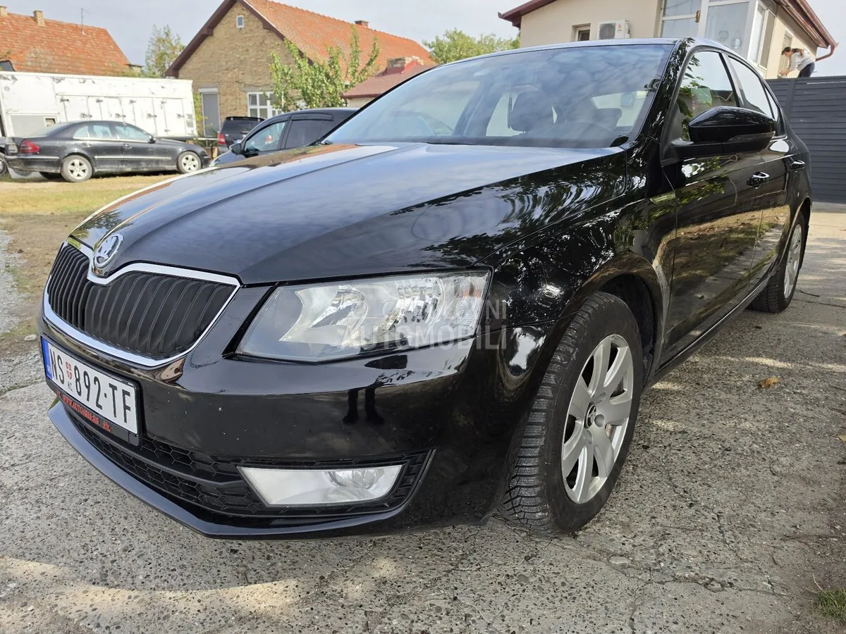 Skoda Octavia 2015 photo 2
