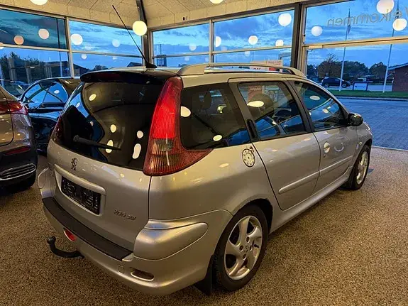 Peugeot 206 2006 photo 4
