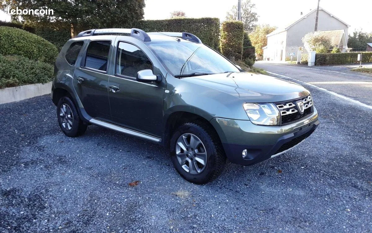 Dacia Duster 2015 photo 3