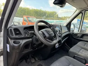 Iveco Daily 2020 photo 3