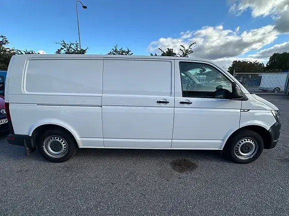 Volkswagen Transporter 2018 photo 3