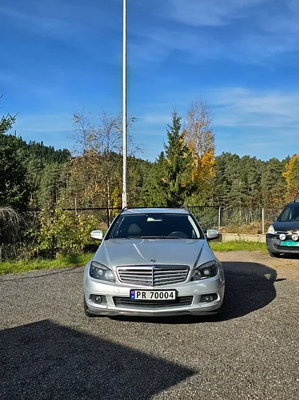 Mercedes-Benz C200 D 2008 photo 2