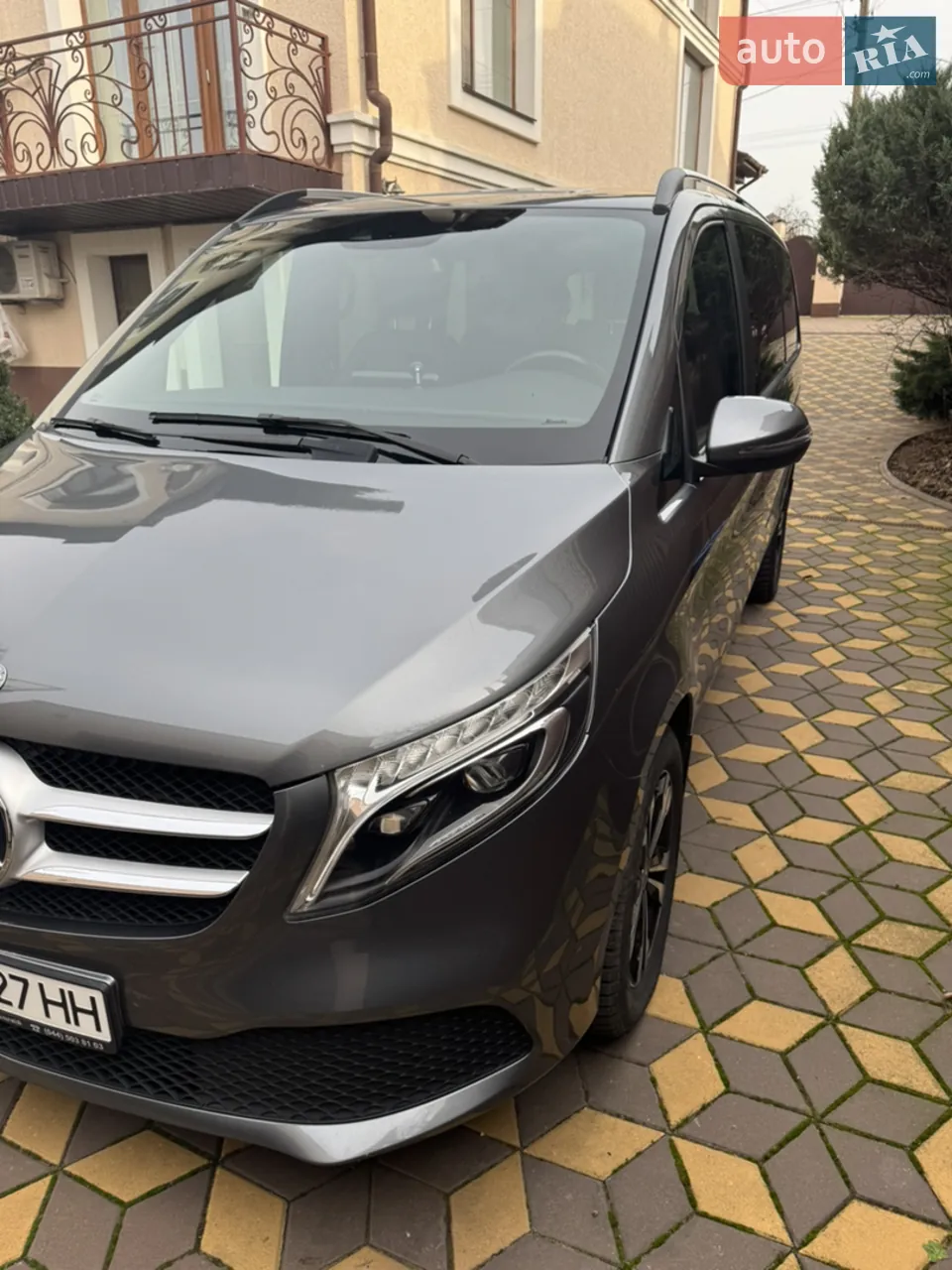 Mercedes-Benz V-Class 2022 photo 2