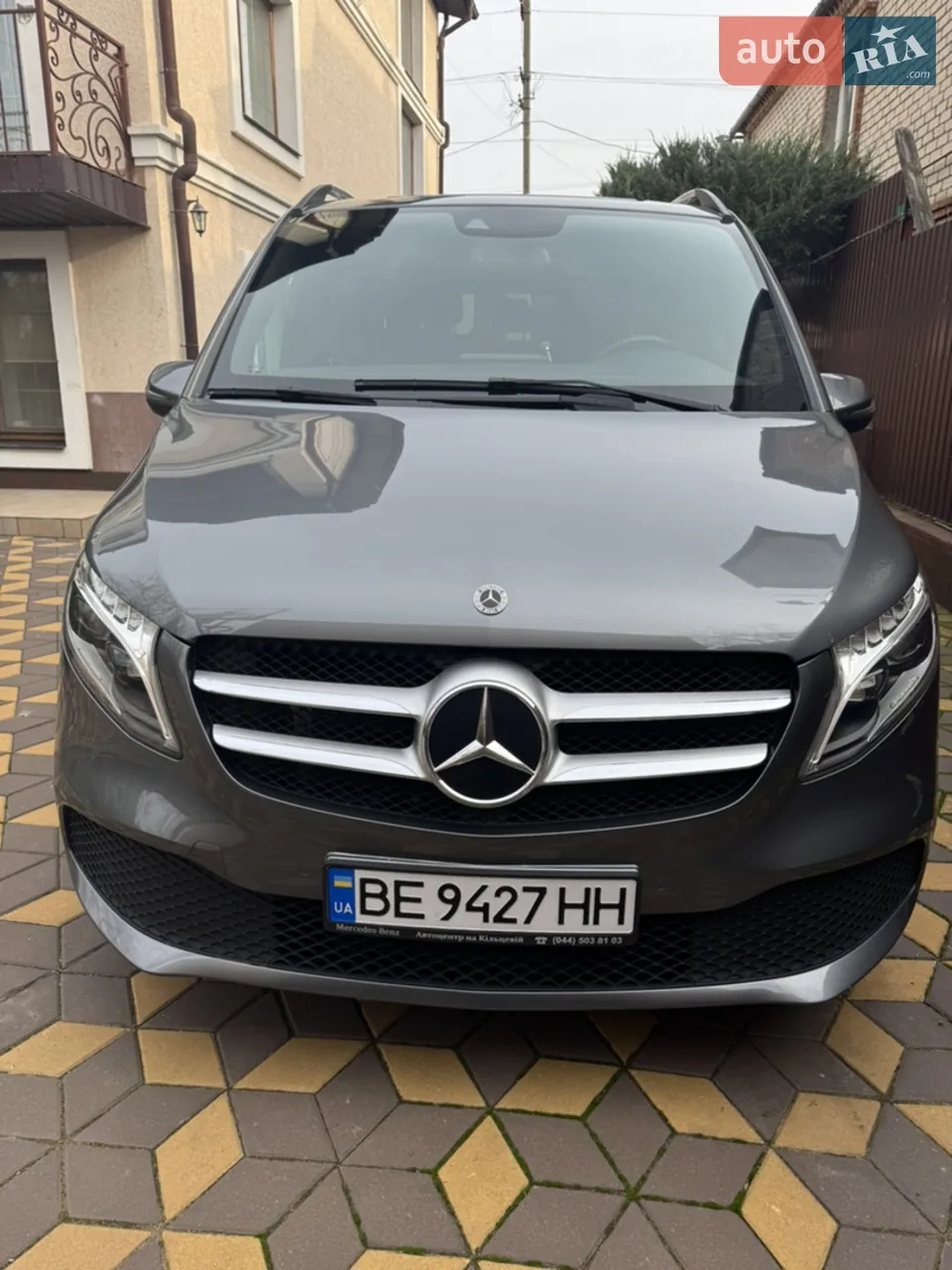 Mercedes-Benz V-Class