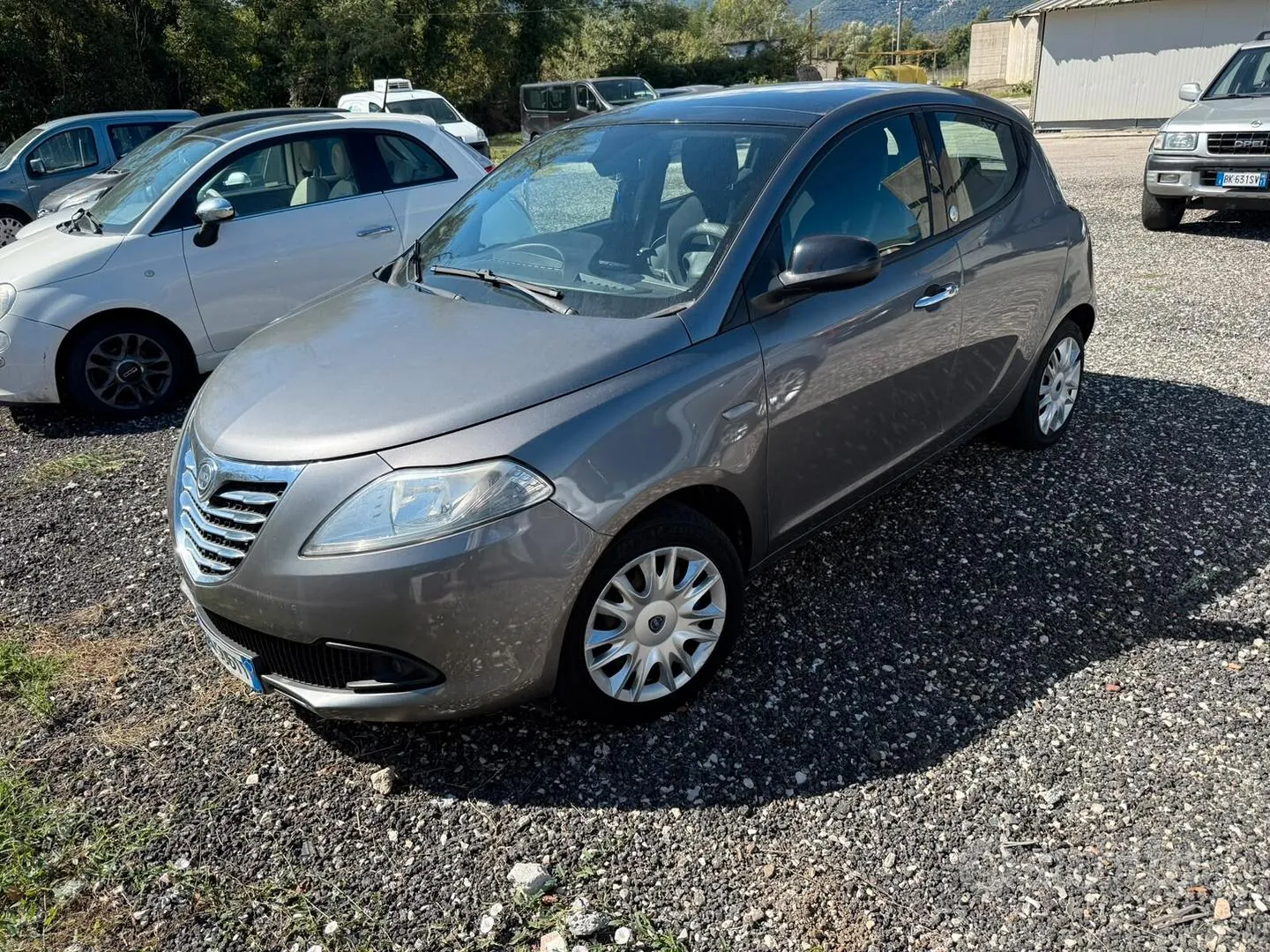 Lancia Ypsilon