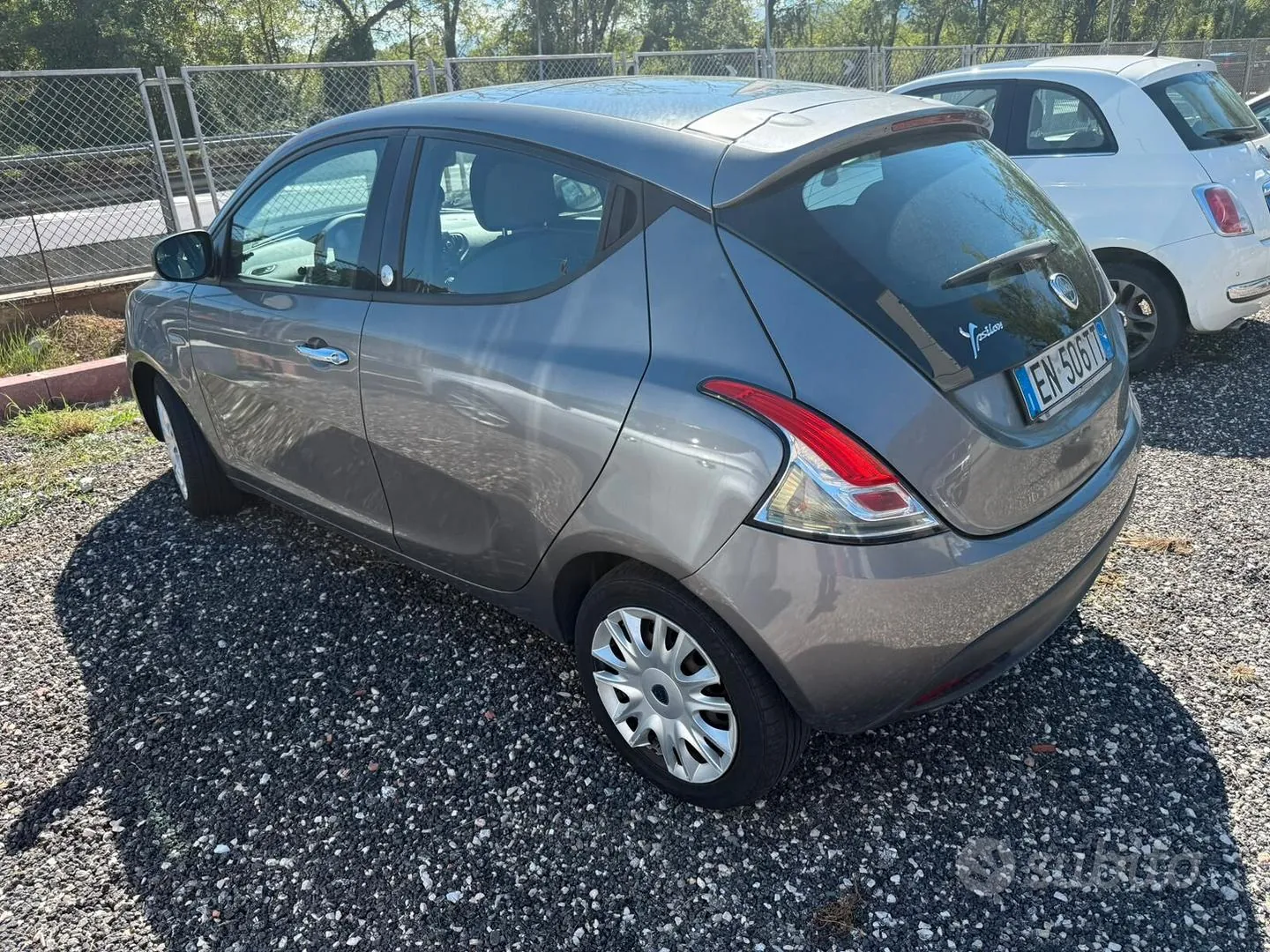 Lancia Ypsilon 2012 photo 2
