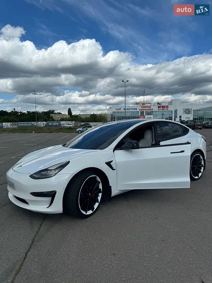 Tesla Model 3 2019 photo 5