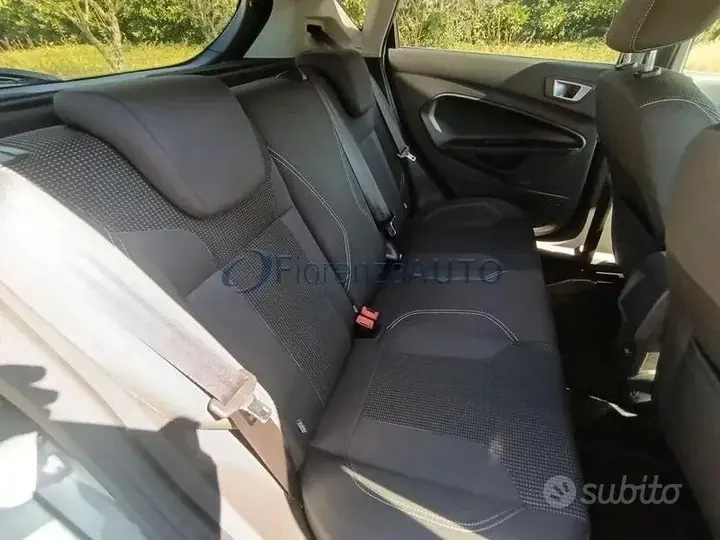 Ford Fiesta 2015 photo 3