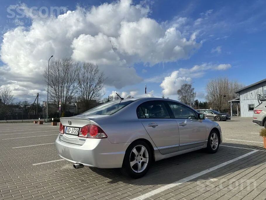 Honda Civic 2008 photo 4