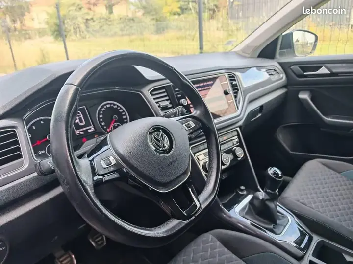 Volkswagen T-Roc 2020 photo 5