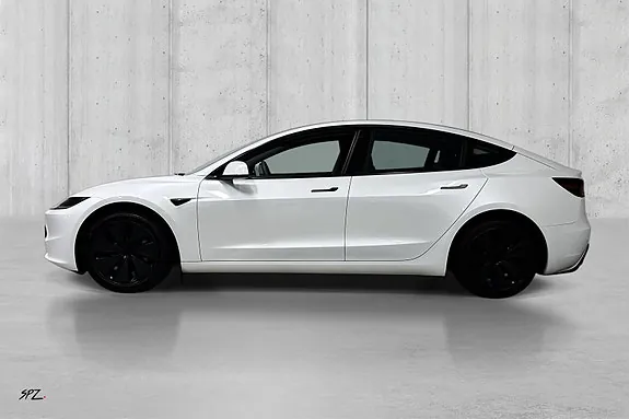 Tesla Model 3 2024 photo 4