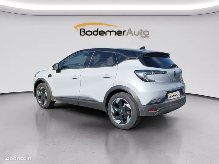 Renault Captur 2026 photo 3