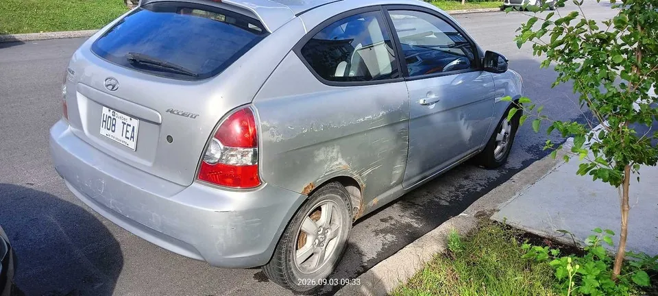 Hyundai Accent 2009 photo 4
