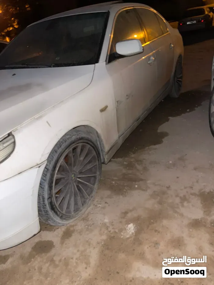 BMW 5 Series 2002 photo 2