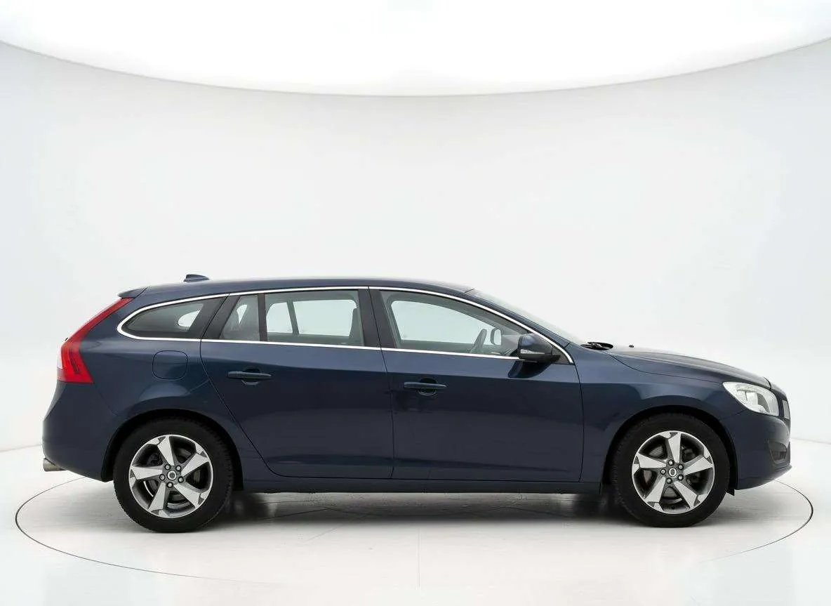 Volvo V60 2013 photo 5