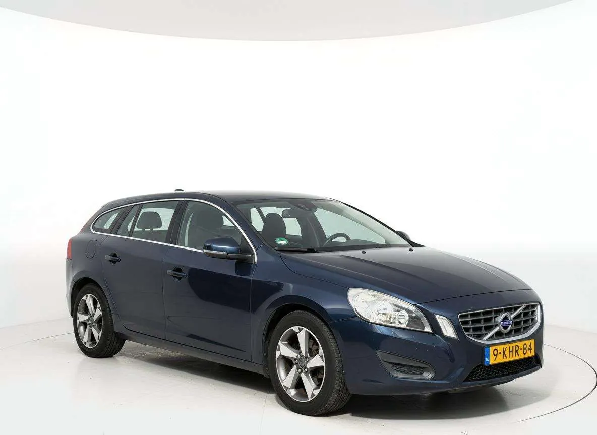 Volvo V60 2013 photo 4