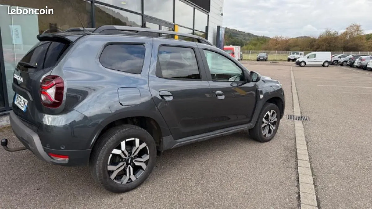 Dacia Duster 2023 photo 5