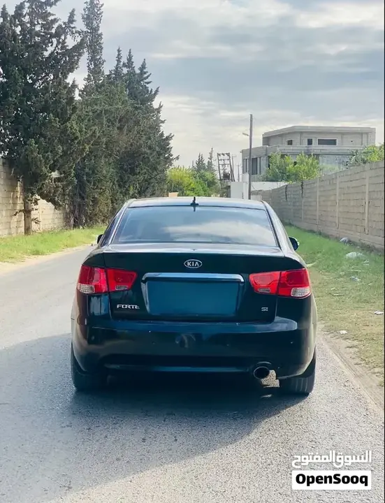 Kia Cerato 2012 photo 4