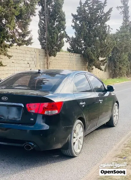 Kia Cerato 2012 photo 2