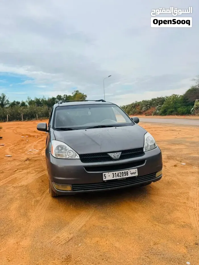 Toyota Sienna 2005 photo 4