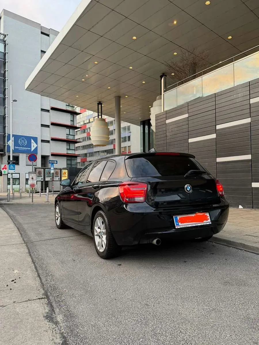 BMW 1 Series 2011 photo 3