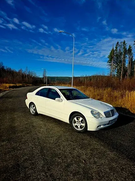 Mercedes-Benz C180 2004 photo 5