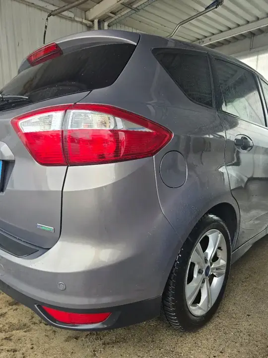 Ford C-Max 2013 photo 2