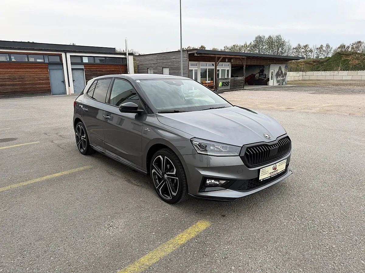 Skoda Fabia 2023 photo 3
