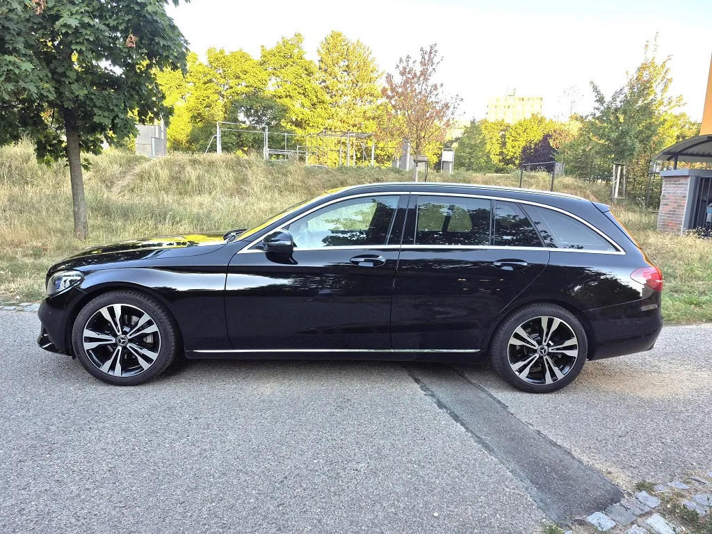 Mercedes-Benz C220D 2019 photo 3