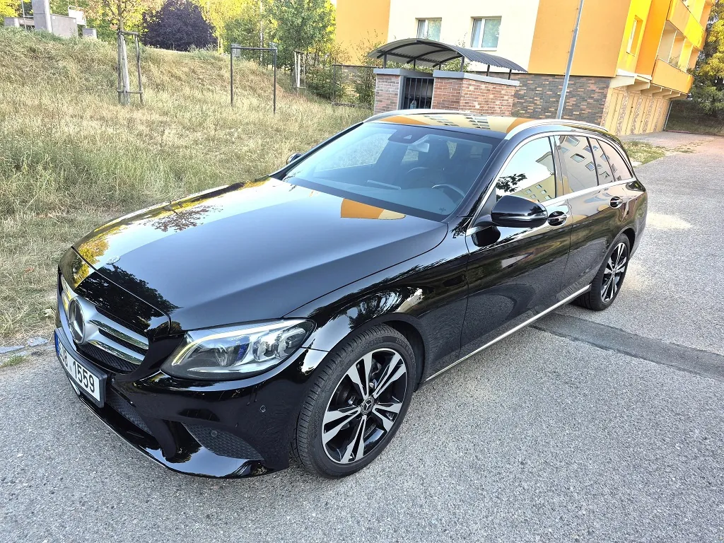 Mercedes-Benz C220D 2019 photo 2