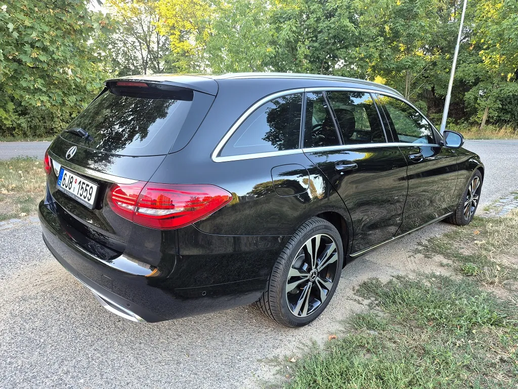 Mercedes-Benz C220D 2019 photo 5
