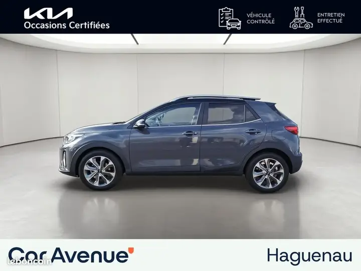 Kia Stonic 2021 photo 2