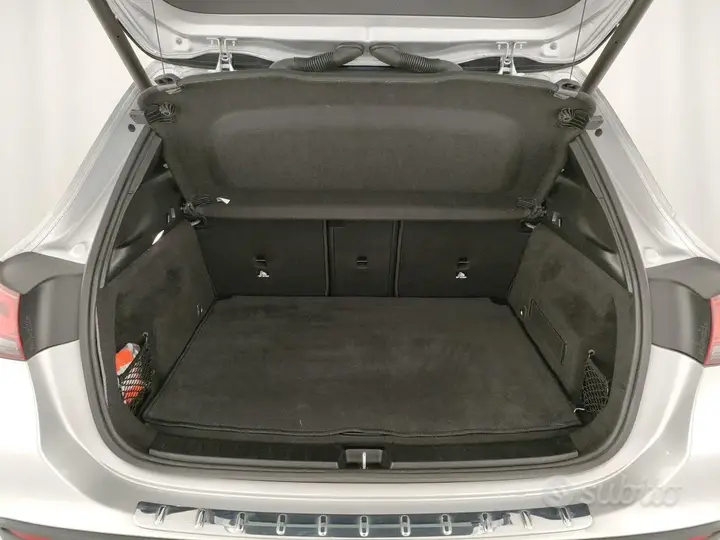 Mercedes-Benz Gla 2022 photo 4