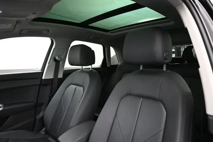 Audi Q3 2022 photo 4
