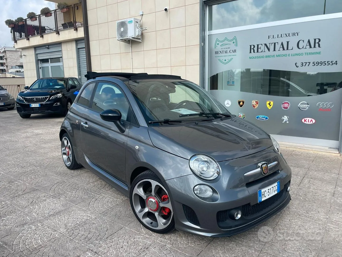 Abarth 500 2012 photo 2