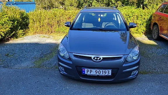 Hyundai I30 2010 photo 2