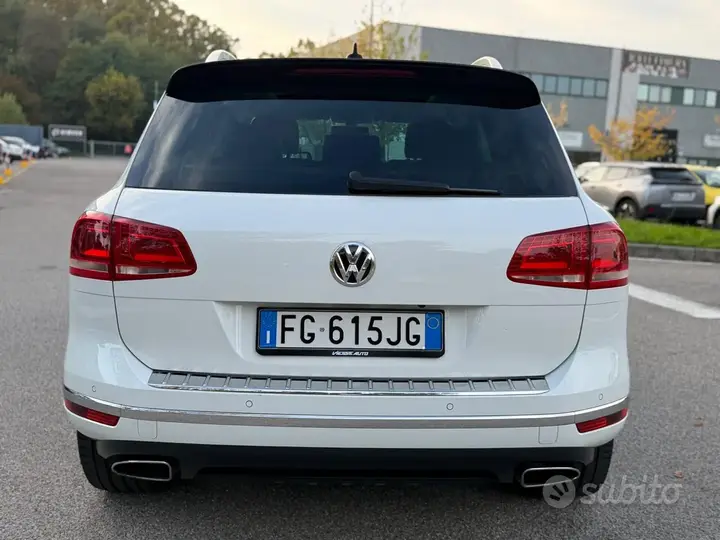 Volkswagen Touareg 2016 photo 5