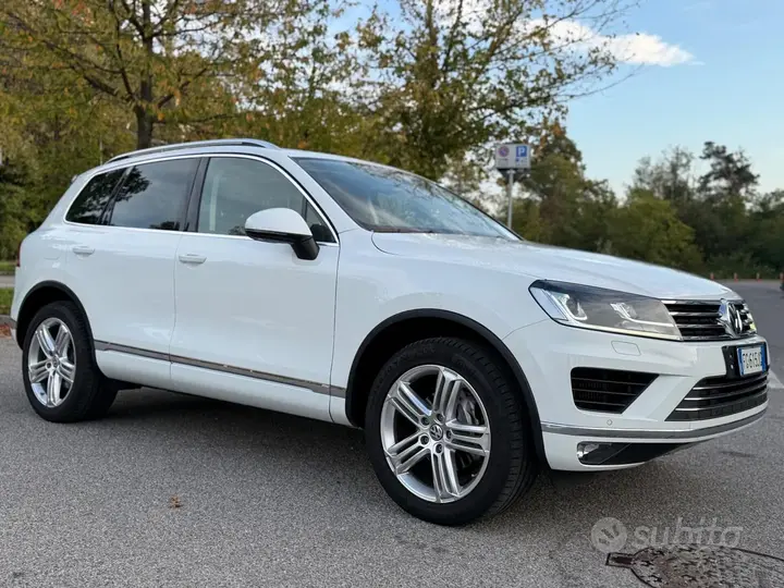 Volkswagen Touareg 2016 photo 3