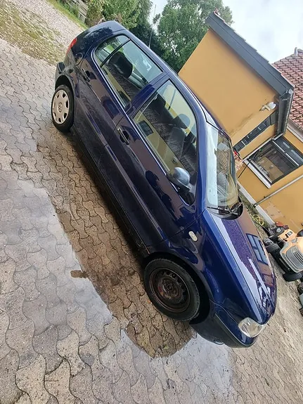 Volkswagen Polo 2002 photo 3