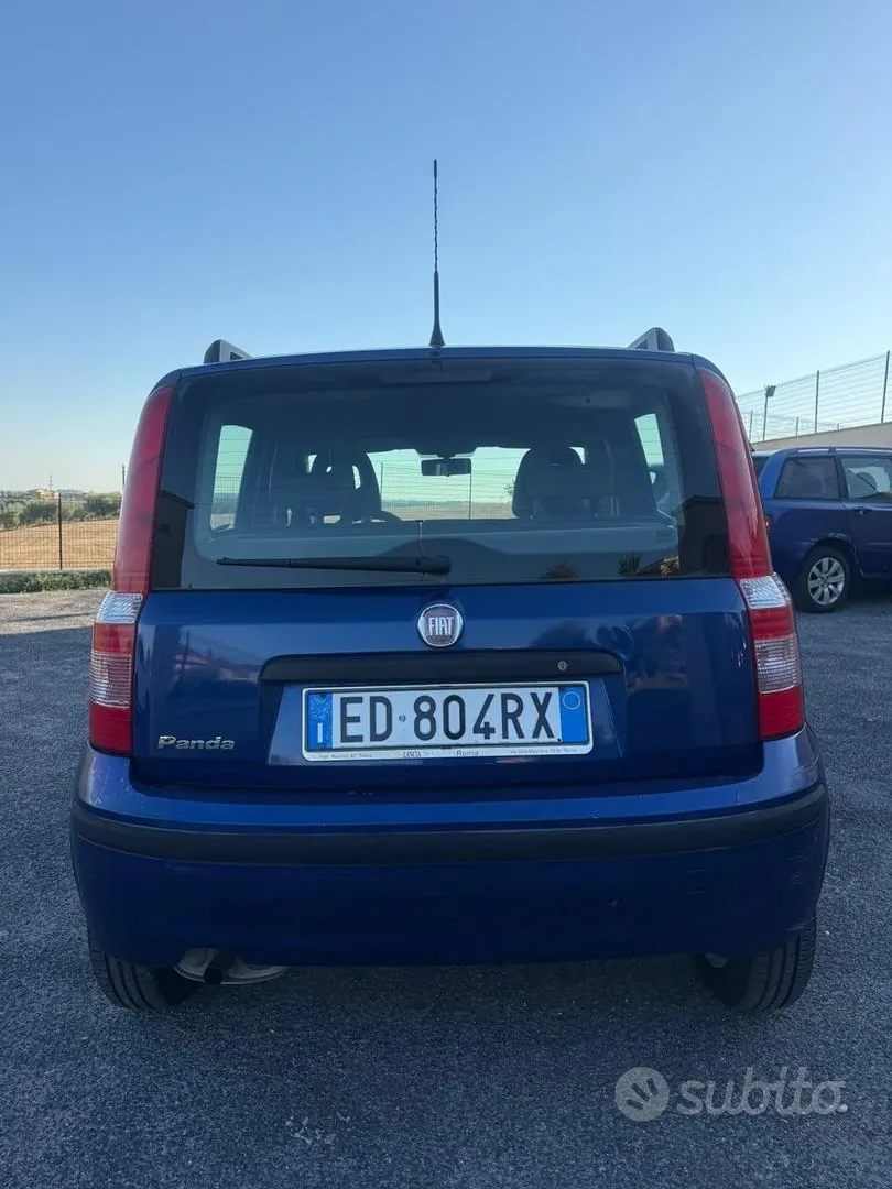 Fiat Panda 2011 photo 4