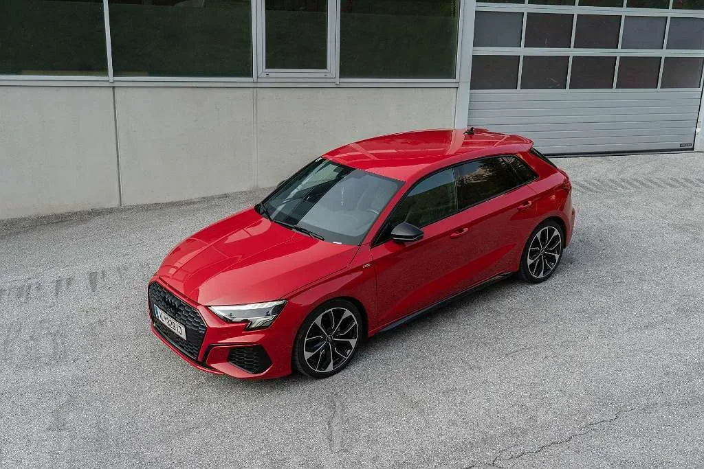 Audi A3 2021 photo 3